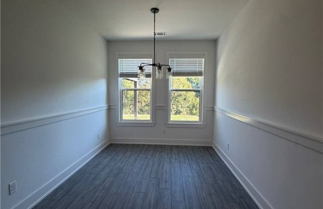 3405 SW Lucretia Road Gallery 4