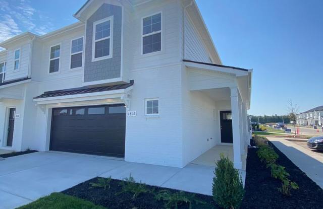 Like New Luxury Townhome! 3 BR, 2.5 BA, 2 Car Garage, Pool, Dog Park, and More! Gallery 4