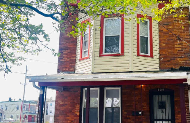 604 N Indiana Ave photos photos