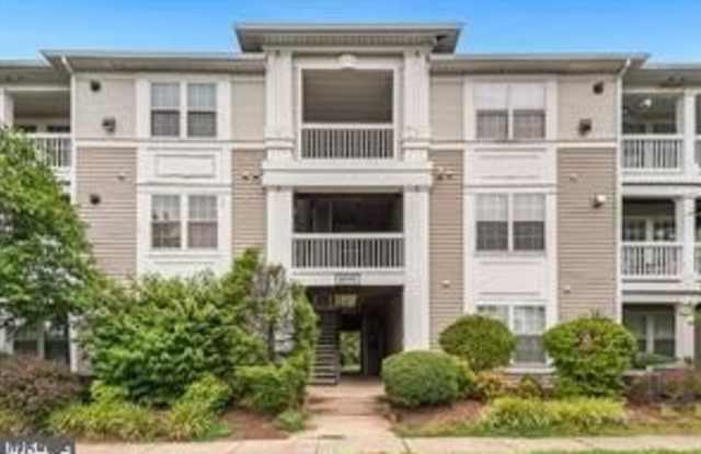 8095 LACY Drive unit: 204 photos photos
