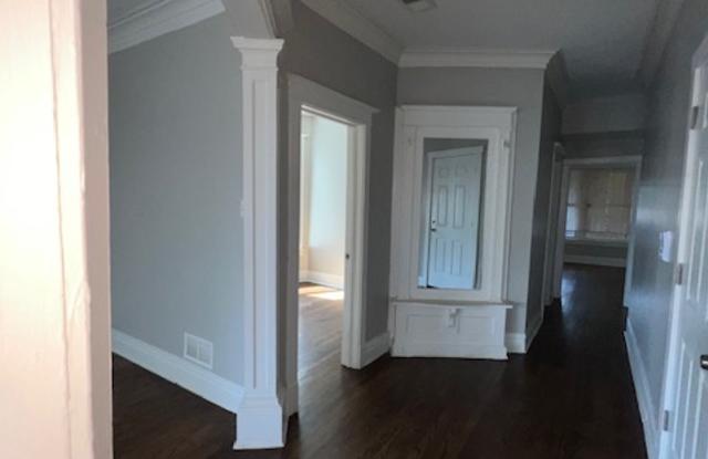 7218 S Evans Ave #3 Gallery 3
