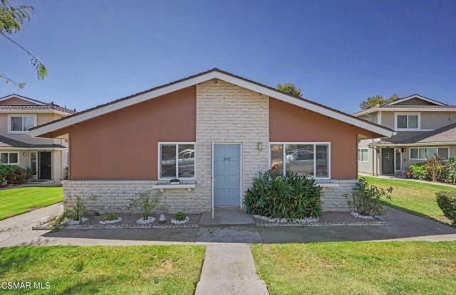 1670 Calle Diamonte photos photos