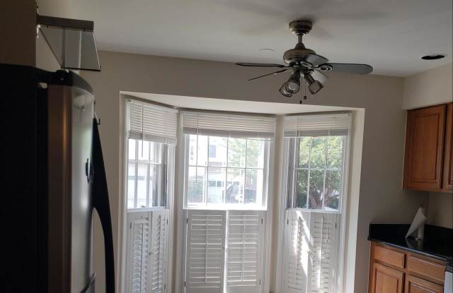 7384 HIDDEN KNOLLS COURT Gallery 3