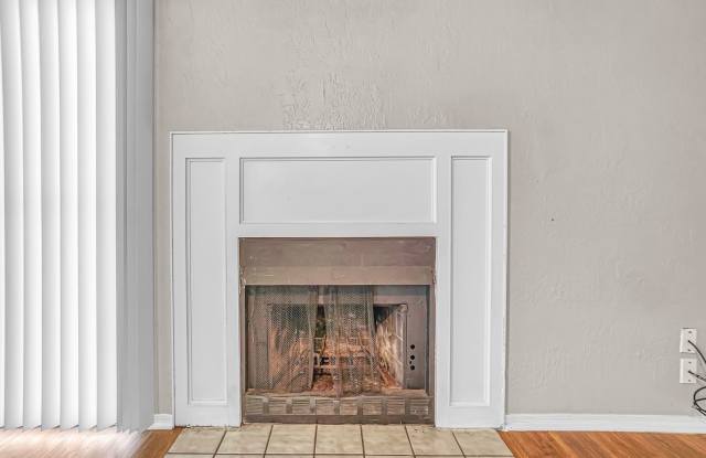 Beautiful 3 bedroom, 2.5 bath Townhome Gallery 3
