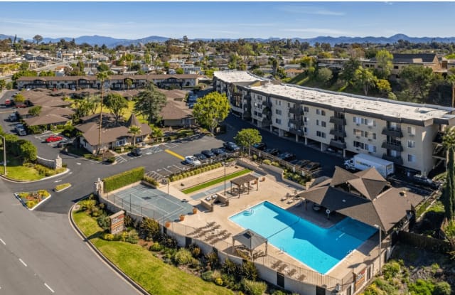 Ivanhoe Village photos photos