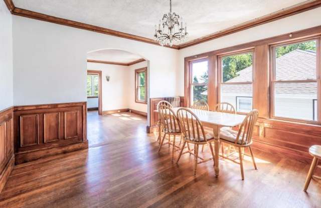 69 North Crescent Circuit Gallery 2