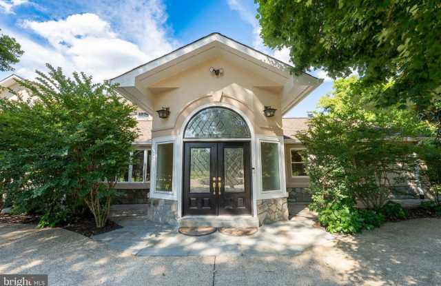 10805 GLEN Road Gallery 4