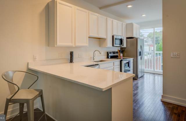 4314 14TH STREET NW Gallery 3