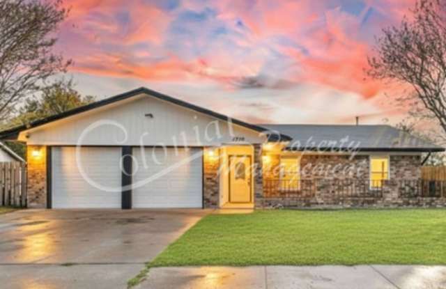 AVAILABLE NOW! (SECTION 8 ACCEPTED) photos photos