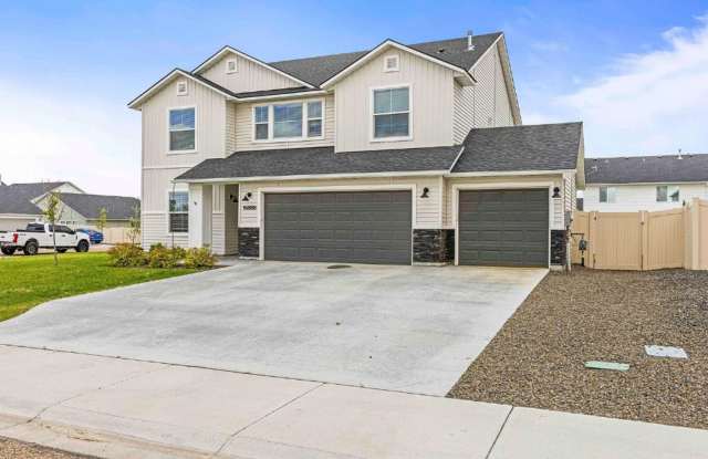 4 Bed 2.5 bath with a 3 car garage photos photos