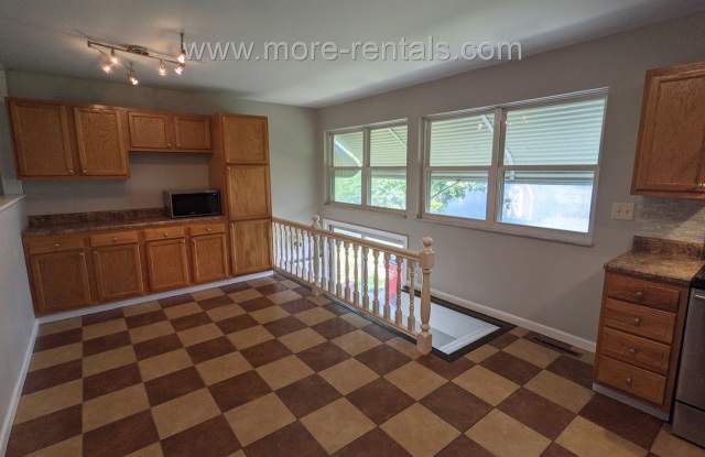 3849 Monterey Dr. Gallery 3