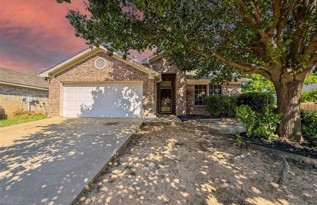 4201 Beryl Lane - 4201 Beryl Lane, Granbury, TX 76049 4201 Beryl Lane - 4201 Beryl Lane, Granbury, TX 76049