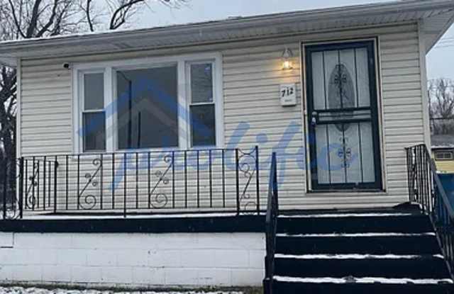 712 West 19th Avenue photos photos