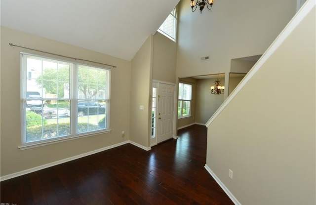 517 Whisper Walk Gallery 4