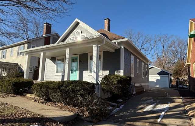 WEST END! 3 bed/ 2 bath Gallery 3