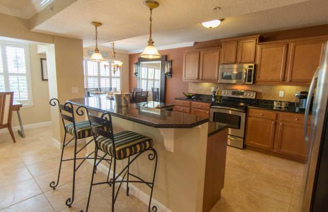 100 LAGUNA VILLAS BLVD - 100 Laguna Villa Boulevard, Jacksonville Beach, FL 32250