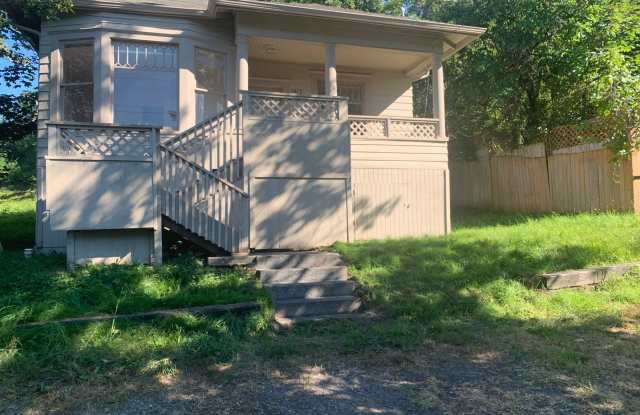 3 Bed, 1 Bath, Close to WWU - photos photos 3 Bed, 1 Bath, Close to WWU - photos photos