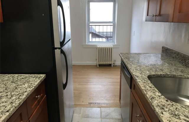 165 Harding Avenue Gallery 3