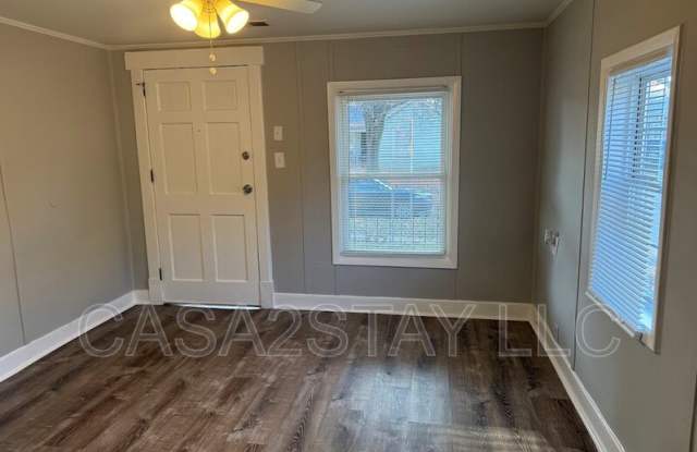 1127 Lincoln Avenue photos photos