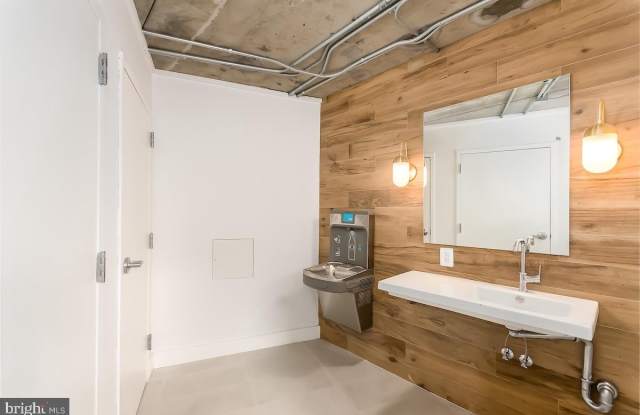 1800 MONTANA Avenue NE Gallery 2