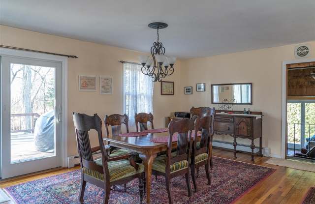 155 Delmar Drive Gallery 3