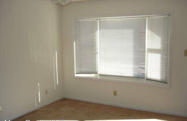 2003 Ebenezer Road Gallery 2