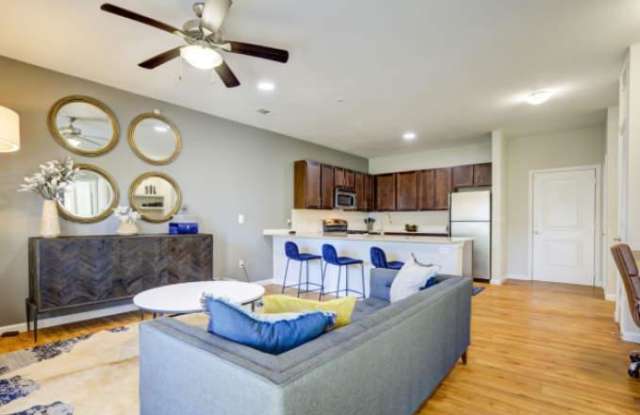 11333 Farrah Ln Gallery 3