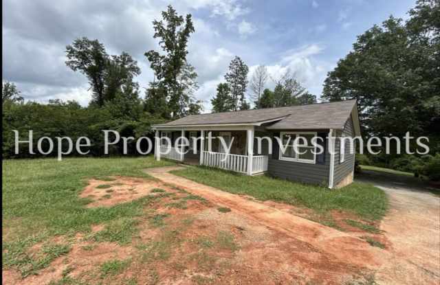Newnan- 3 Bedroom 1 Bath House 168 Old Corinth Rd Unit A photos photos