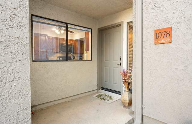 Charming 2BR Condo in Gated Scottsdale Ranch Community! Gallery 4
