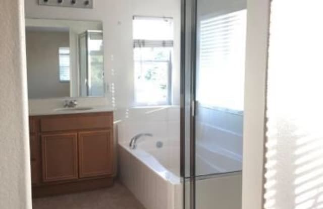 17407 Kentucky Derby Dr, Moreno Valley, CA 92555, USA Gallery 2