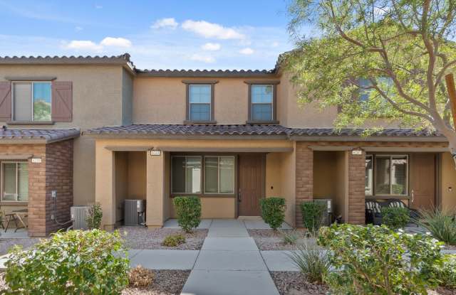 Stylish 3 Bedroom Townhome with Upgraded Kitchen  Community Amenities! photos photos