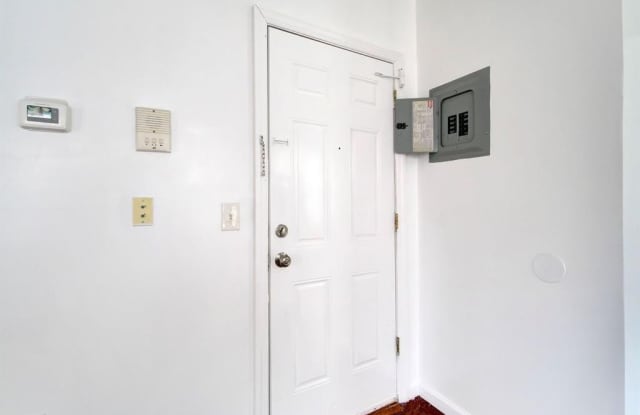 147 Huntington Terrace Gallery 4