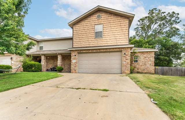 Dont miss out! This wont last long. photos photos