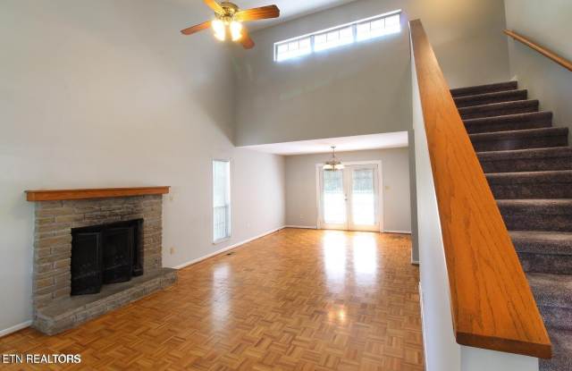 1433 Overton Lane Gallery 2