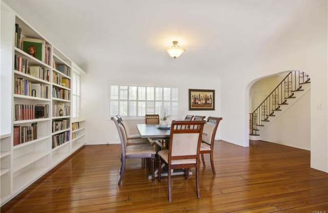 6341 Maryland Drive Gallery 3