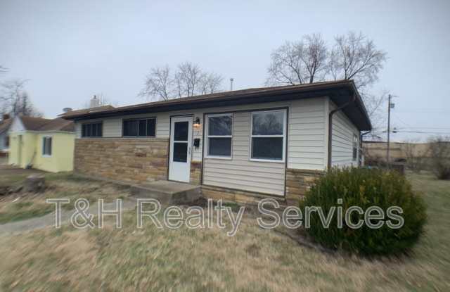 121 S Wittfield St - 121 South Wittfield Street, Indianapolis, IN 46229