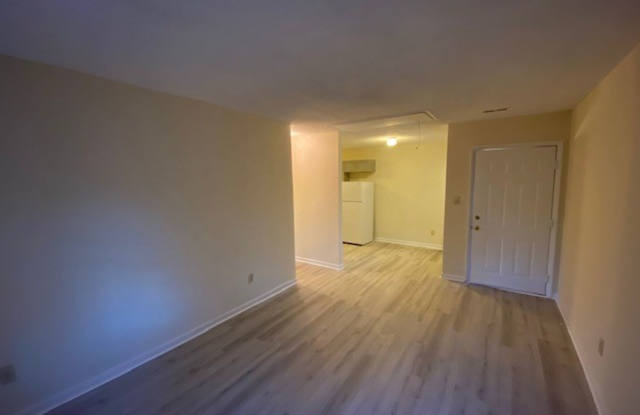 2485 Michelle Drive - Triplex Gallery 4