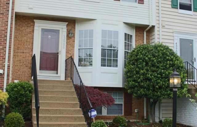 43956 MINTHILL TERRACE - 43956 Minthill Terrace, Ashburn, VA 20147