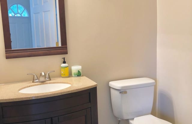 5249 SAINT GENEVIEVE PLACE Gallery 3