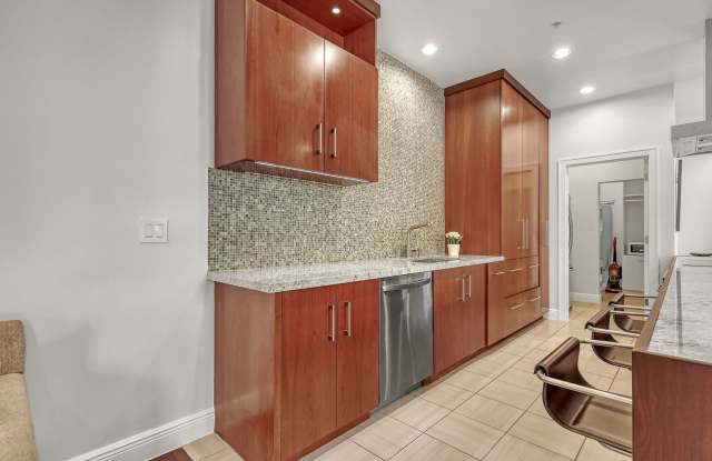 72 SE 6TH AVE #TOWNHOUSE C DELRAY BEACH, FL 33483 photos photos