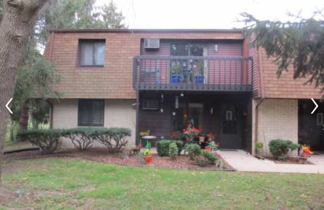 105 Michaels Court Gallery 1