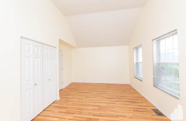 1509 N Talman photos photos