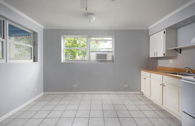 2 Bedroom Apartment in Old Town - 917 Frances Street, Key West, FL 33040