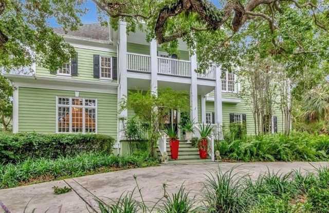 6220 BAYSHORE BOULEVARD photos photos