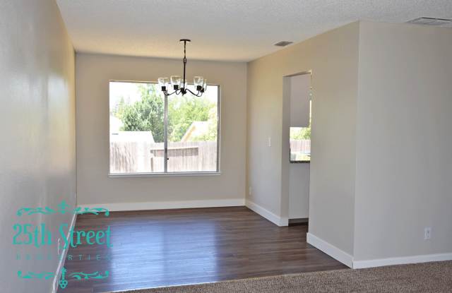 8117 Mesa Oak Way Gallery 4