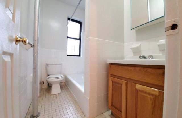 608 West 190th Street Gallery 4