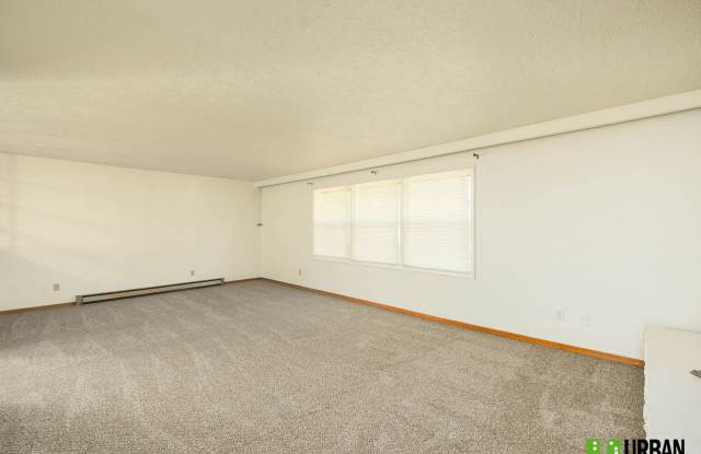Spacious 4-Bedroom, 3-Bath Home with Fenced Yard in Spokane Valley Gallery 3