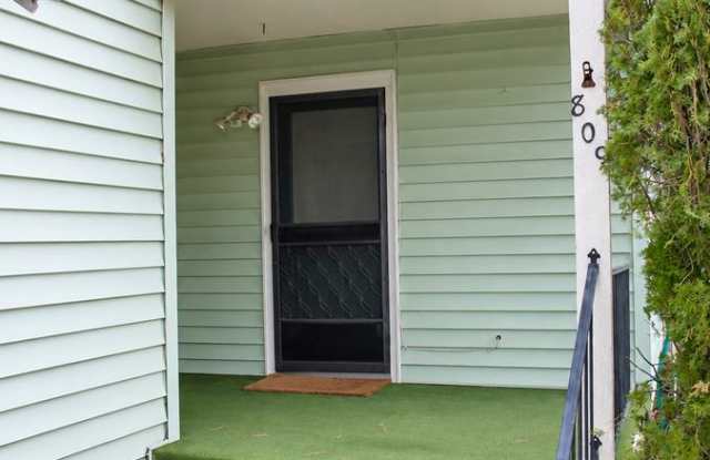 Prescott 3BR Home with Loft, Fenced Area & Detached Garage Gallery 4