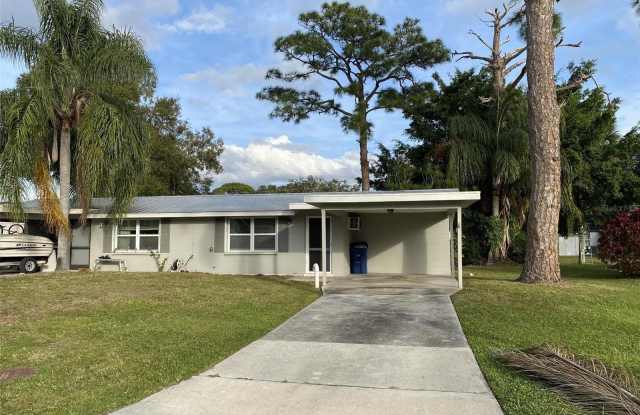 5333 OLIVE AVENUE - 5333 Olive Avenue, Gulf Gate Estates, FL 34231