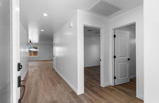 Brand new & energy efficient - 3 bed, 2 bath home! Gallery 3